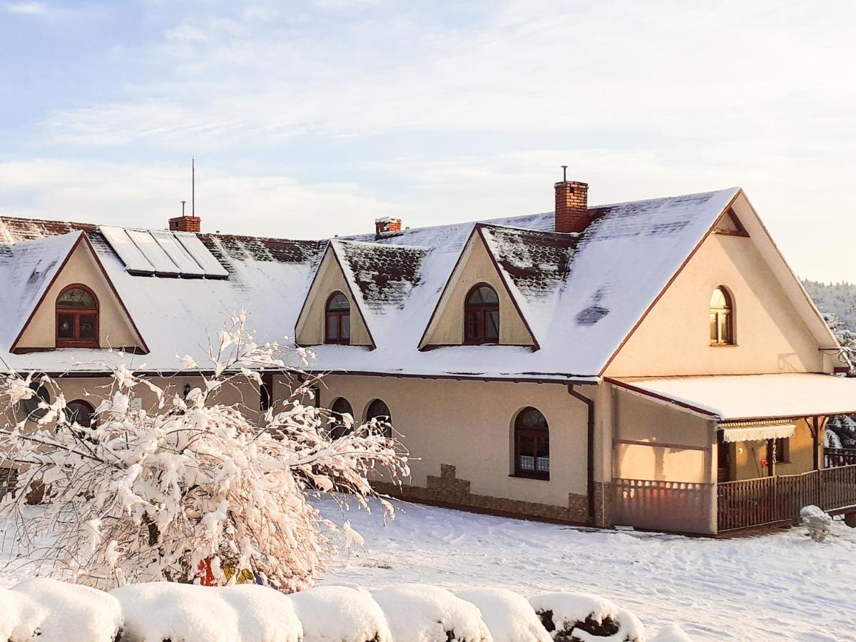 Pod Zlota Wiecha Farm stay
